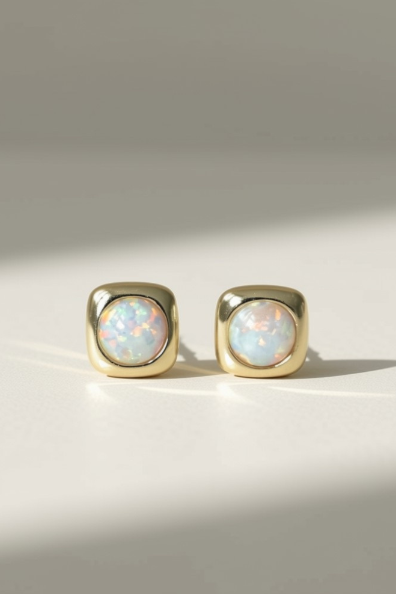 Lilo Stud Earrings