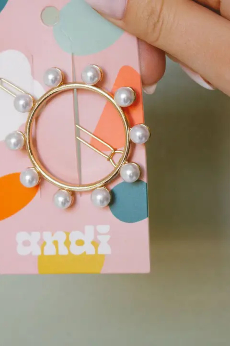 Cleo Pearl Clip
