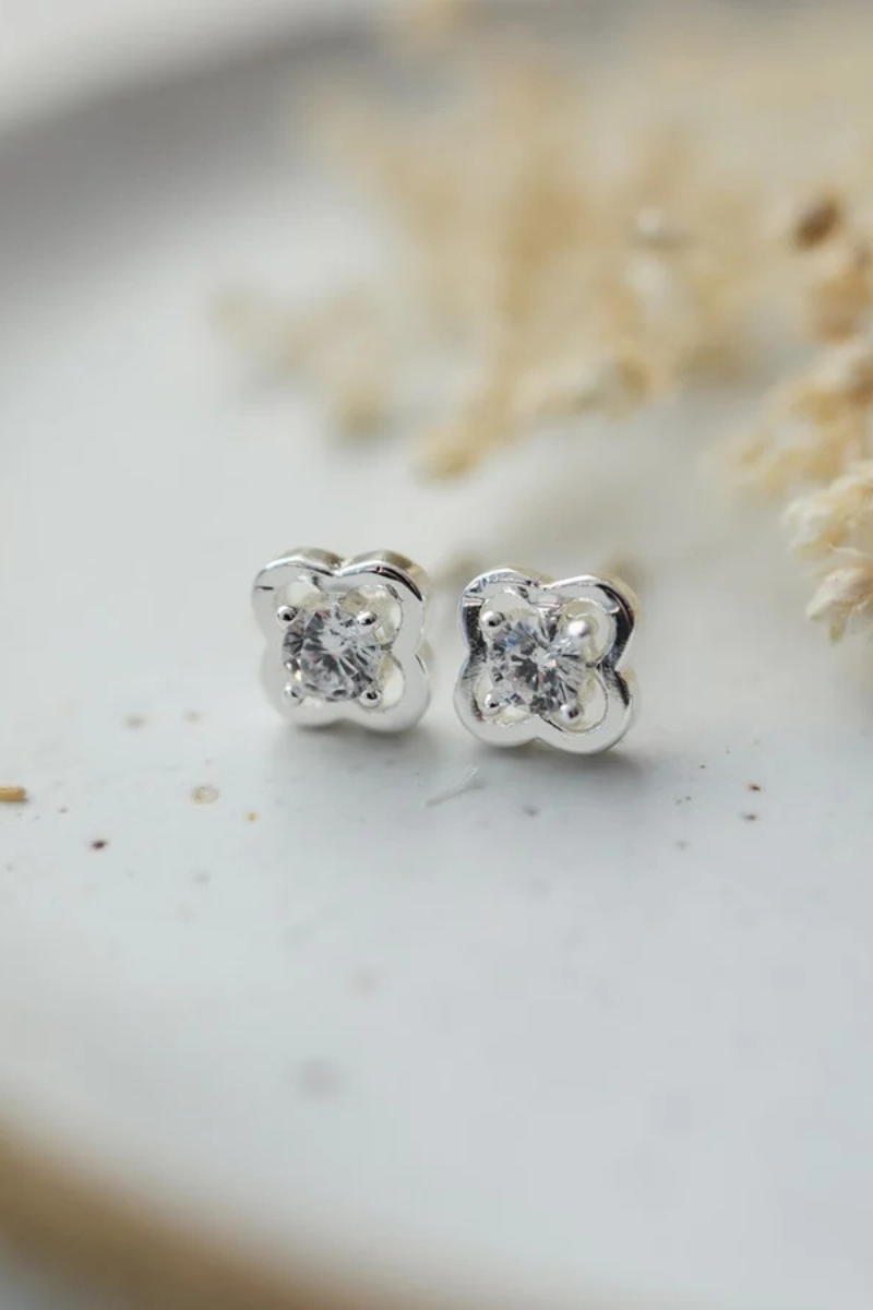 Elodie Stud Earrings