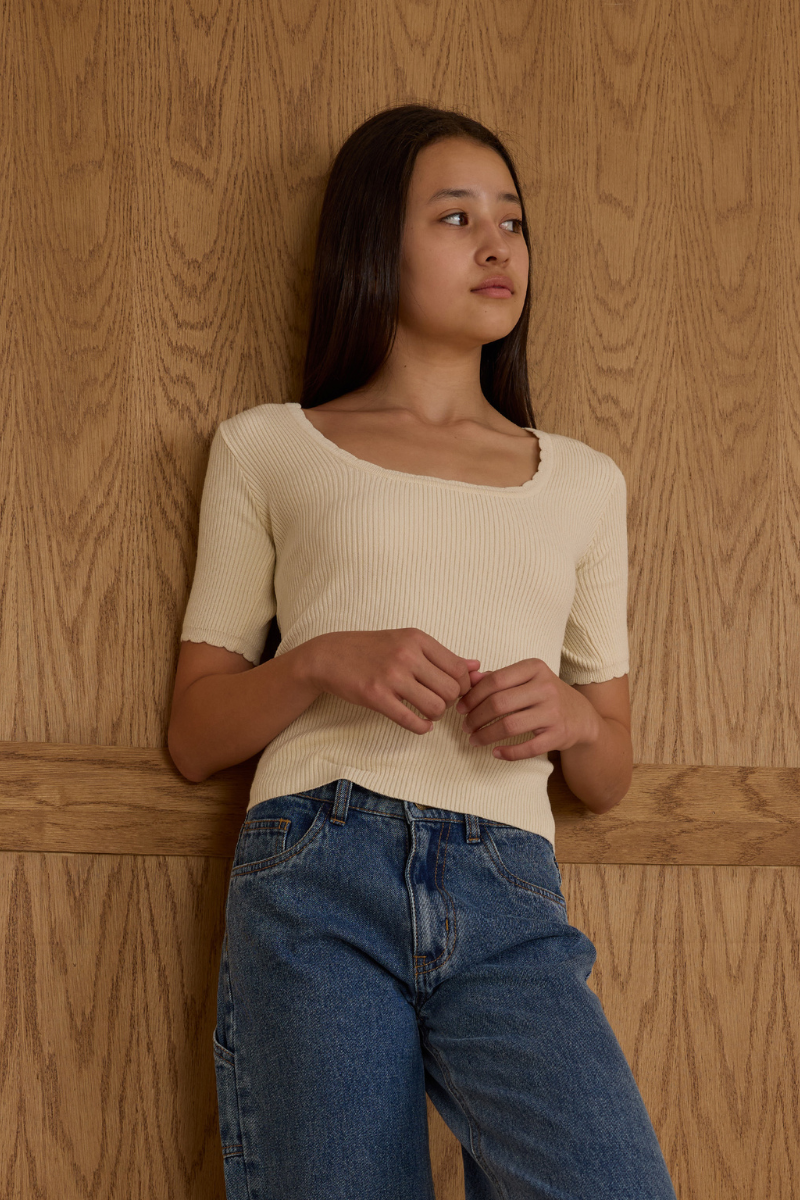Scalloped Tee | Natural Teen