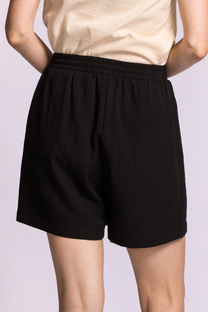 Killion Shorts | Black