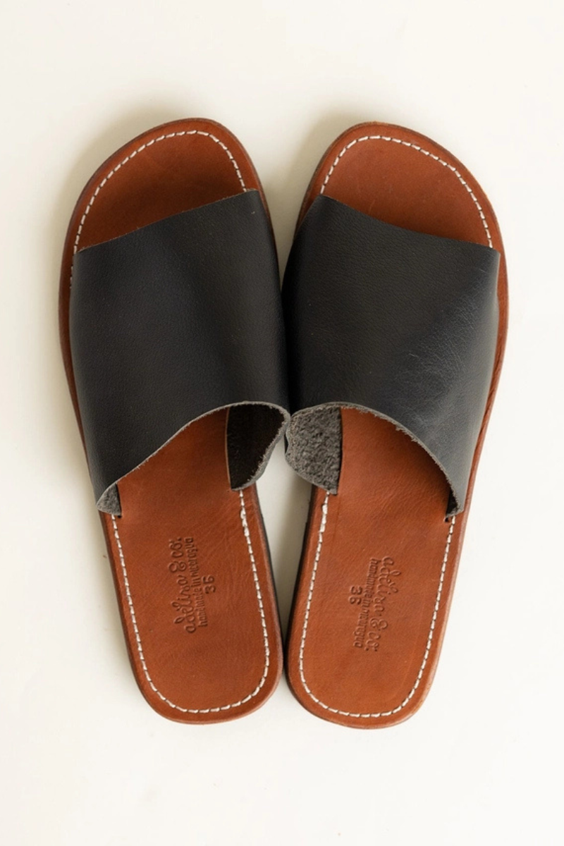 Verano Slide Sandals