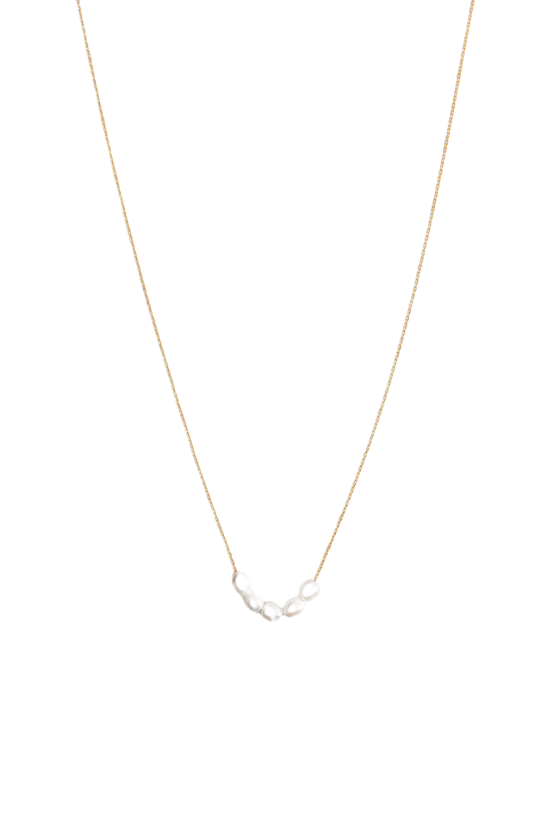 Mada Pearl Necklace