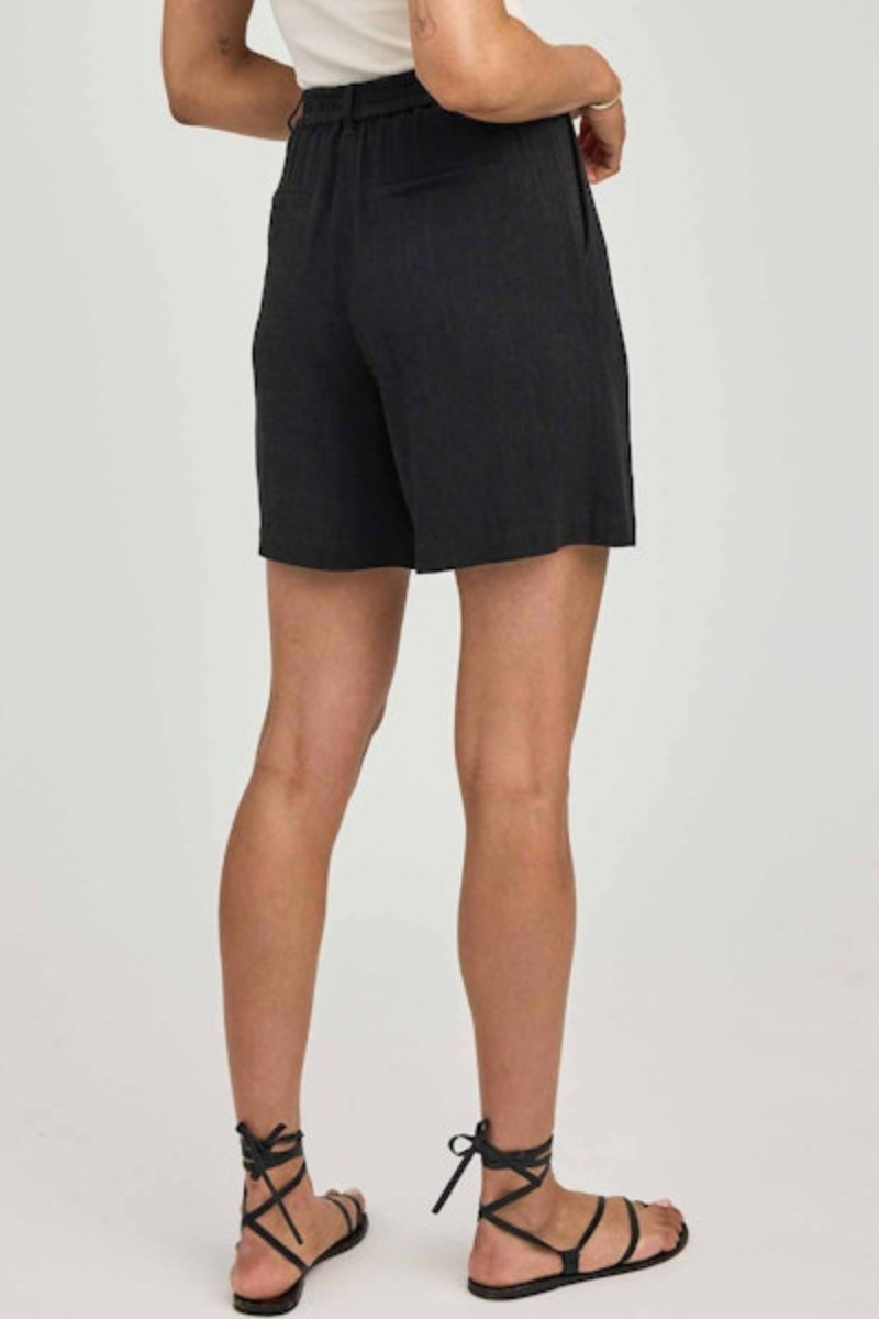 Alma Shorts