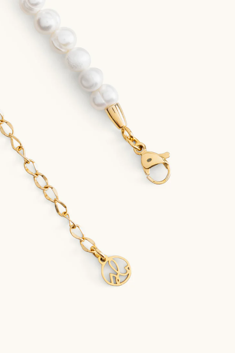 Jolie Pearl Necklace