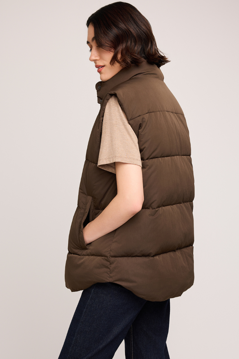 Nora Vest