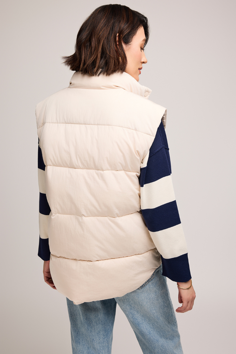 Nora Vest