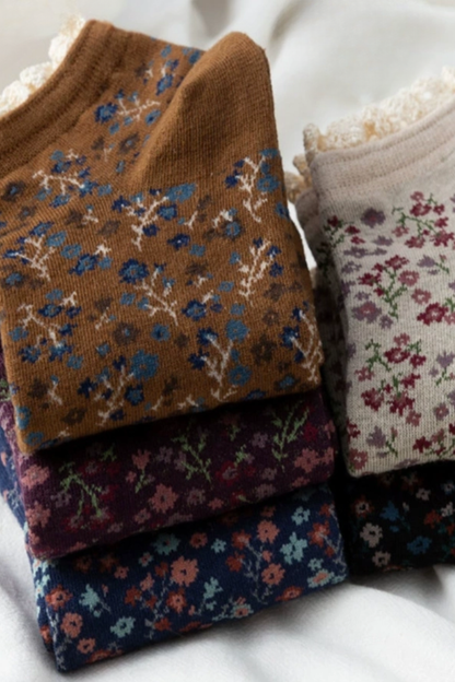 Lace Trim Socks