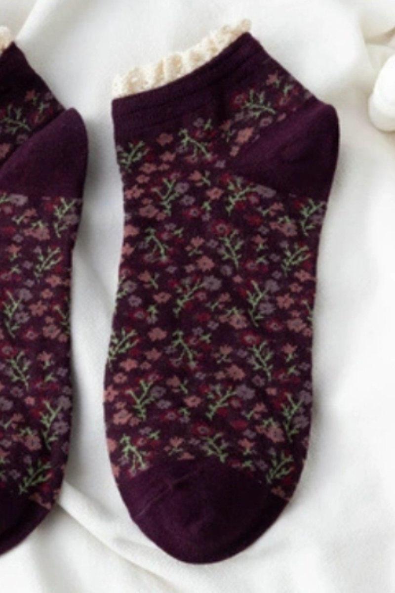 Lace Trim Socks