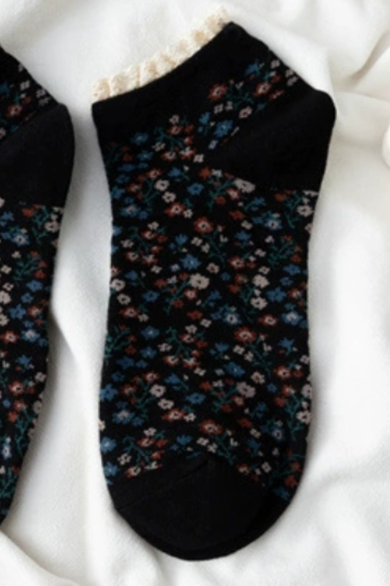 Lace Trim Socks