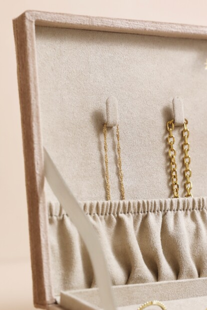 Quilted Jewelry Case | Taupe