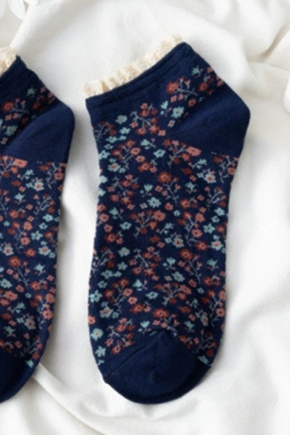 Lace Trim Socks