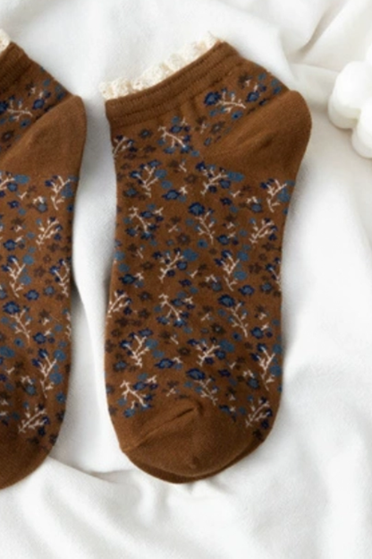 Lace Trim Socks