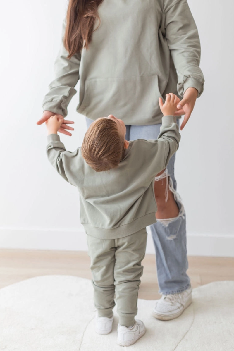 Sweatshirt & Jogger Set | Basil