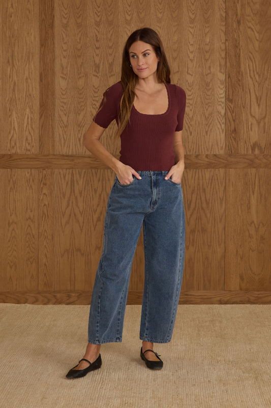 Scalloped Tee | Burgundy