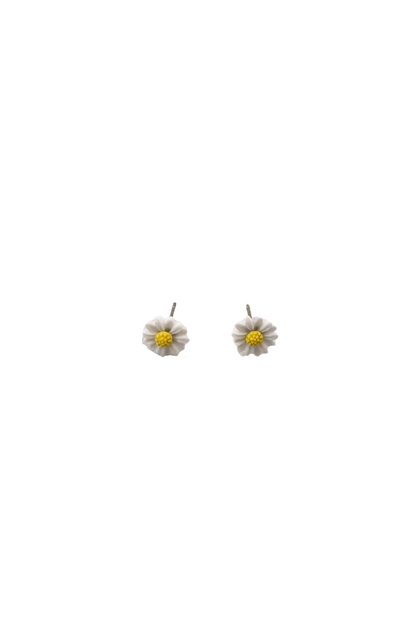 Bellis Studs | White