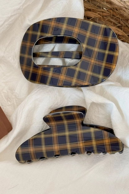 Brown Plaid Oval Clip