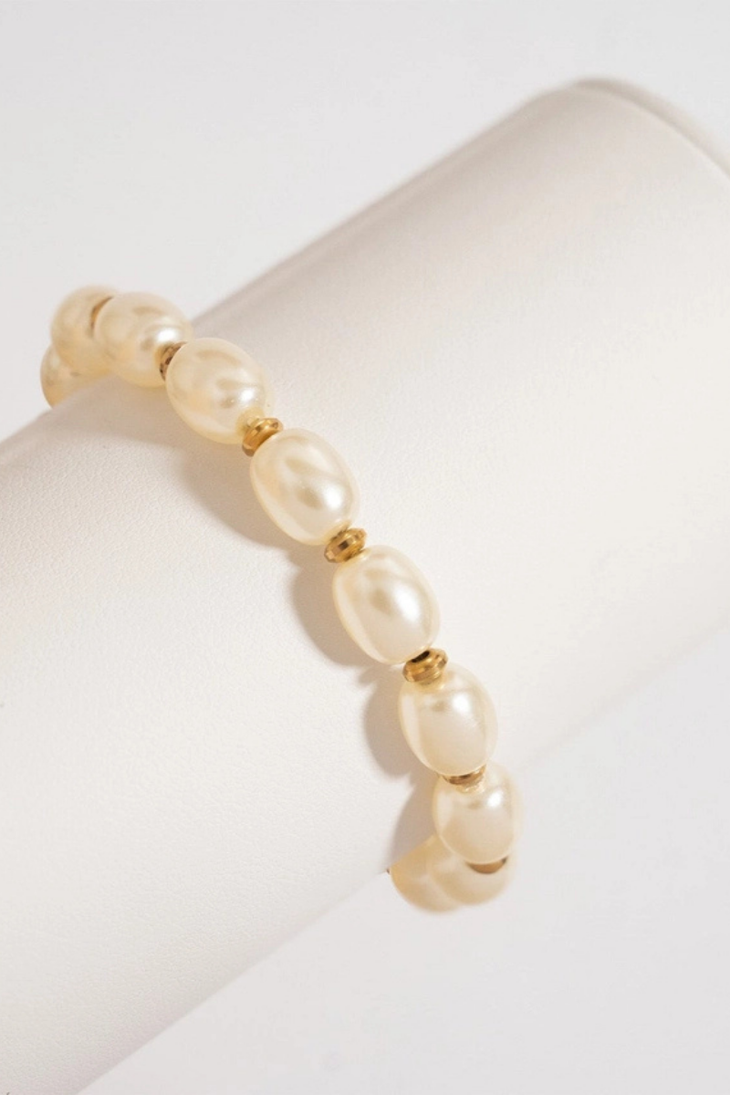 Kiska Large Pearl Bracelet