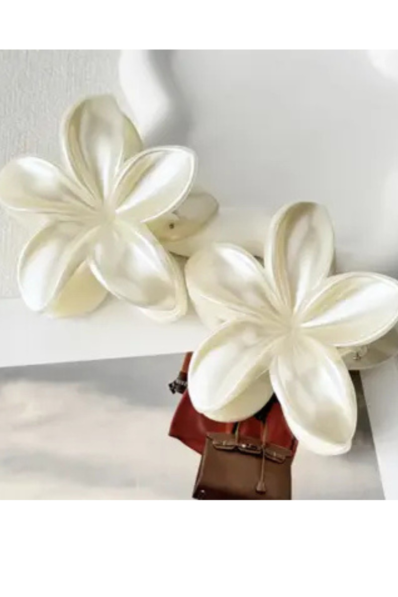 Avero Flower Clip