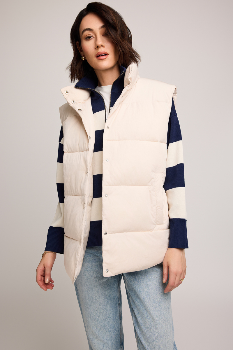 Nora Vest