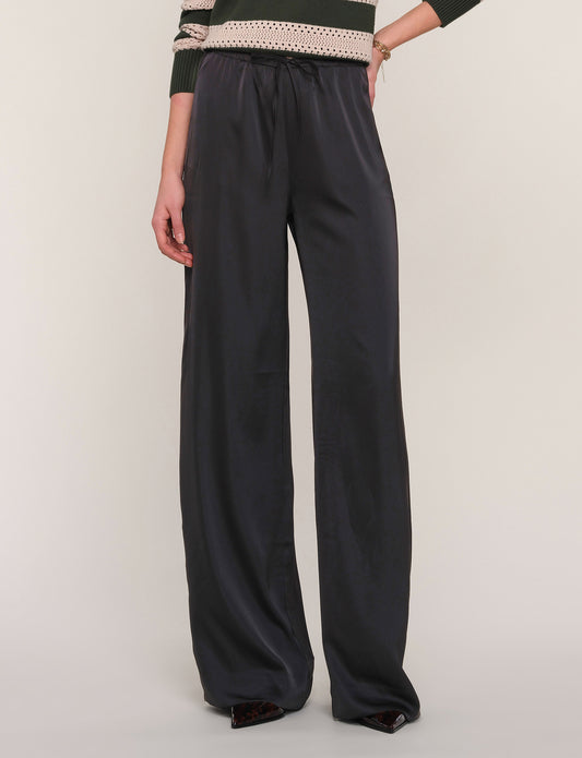 Josephine Pant