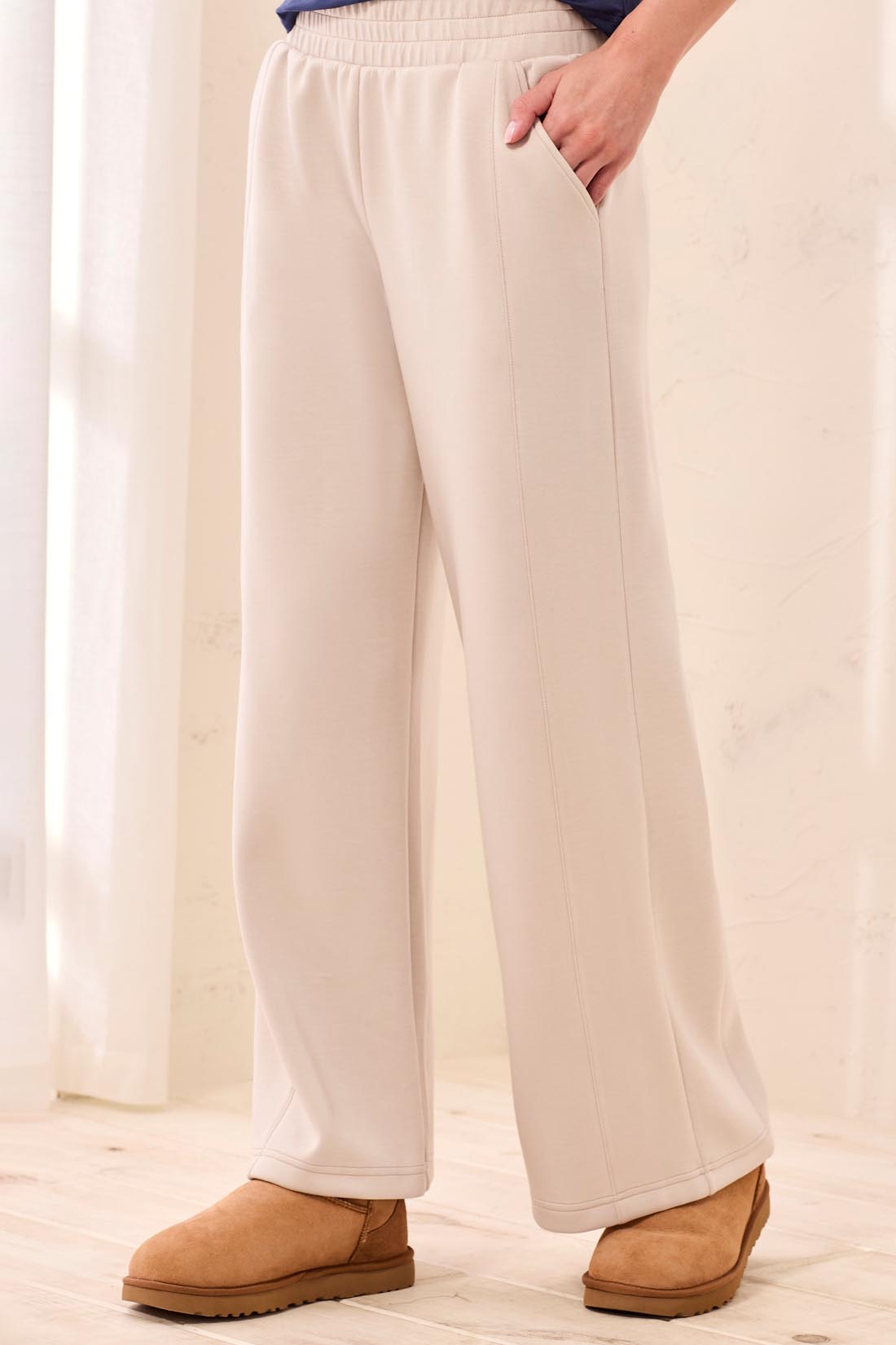 Pull on Athleisure pant