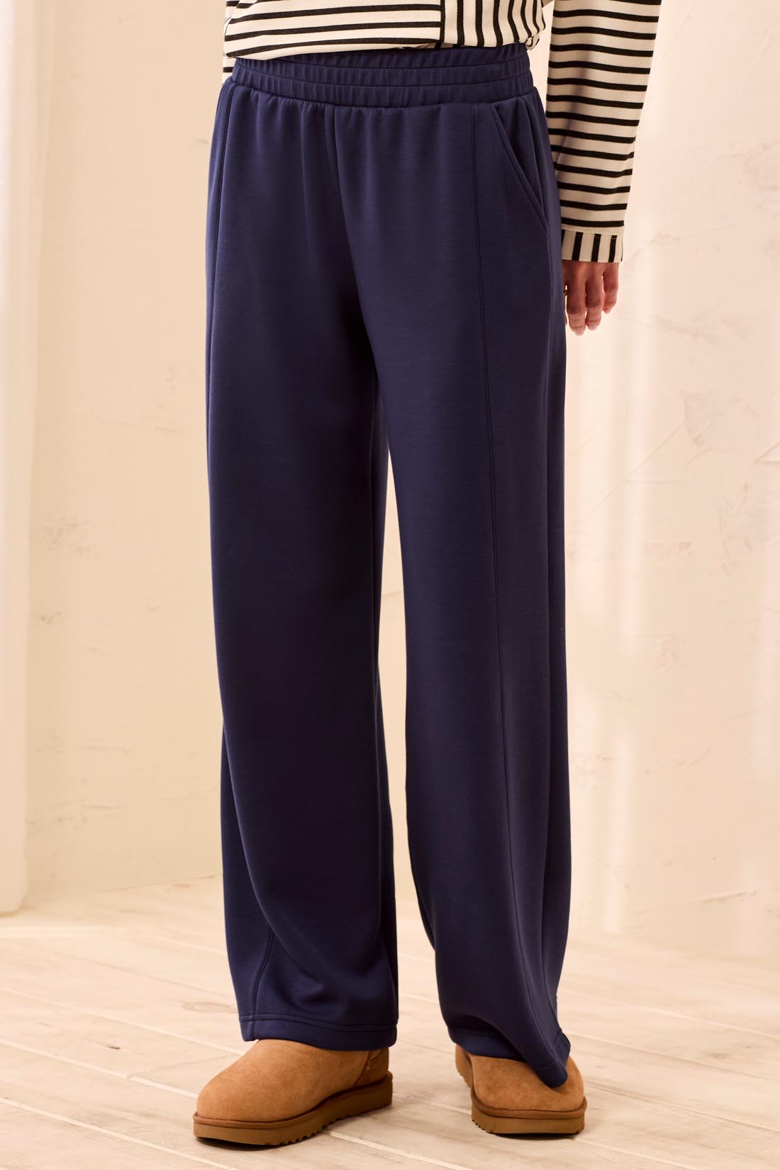 Pull on Athleisure pant