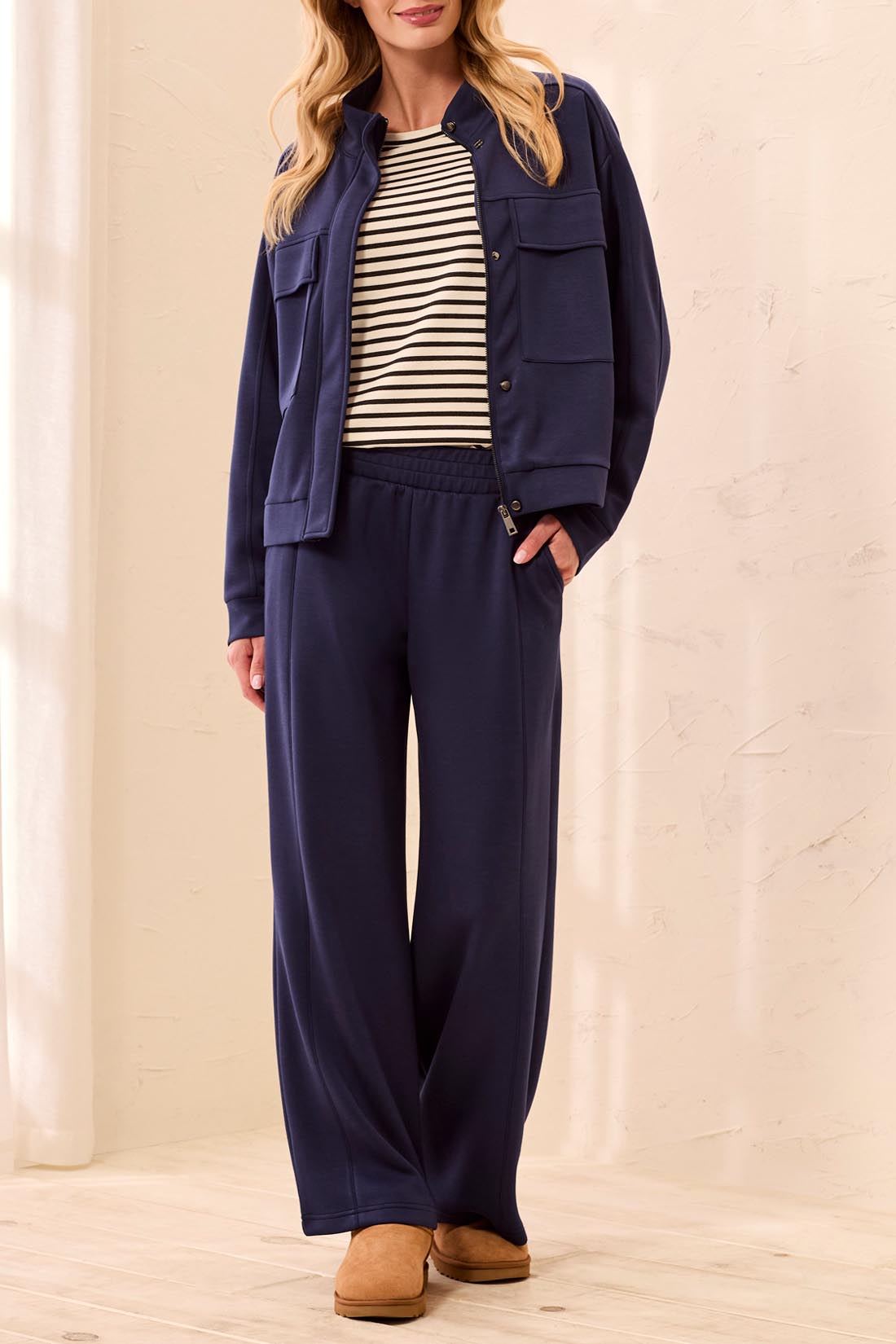 Pull on Athleisure pant